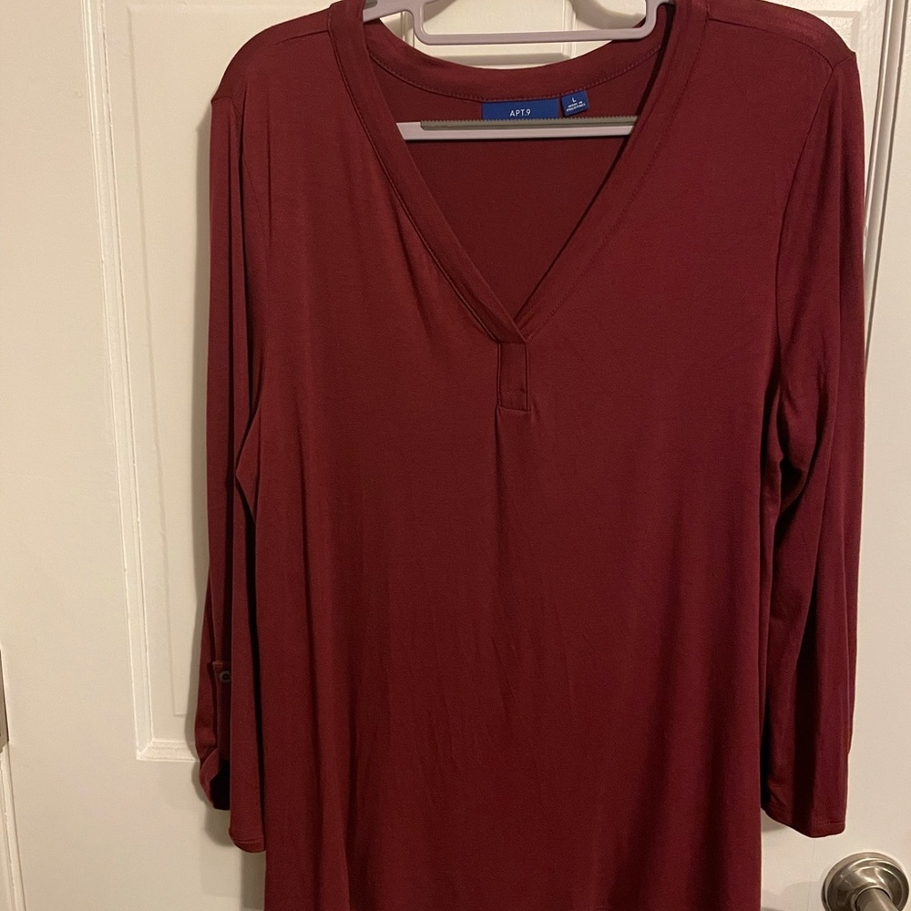 Apt. 9 Top